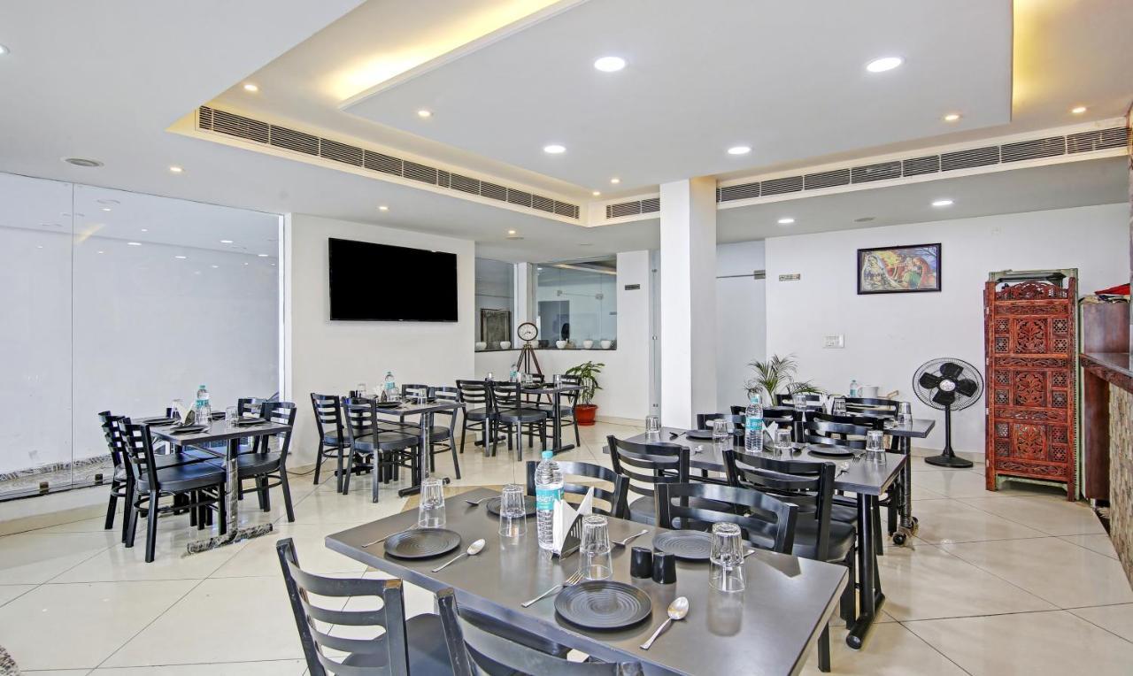 Treebo Royal Empire Adarsh Nagar, Chandigarh Hotel Екстериор снимка