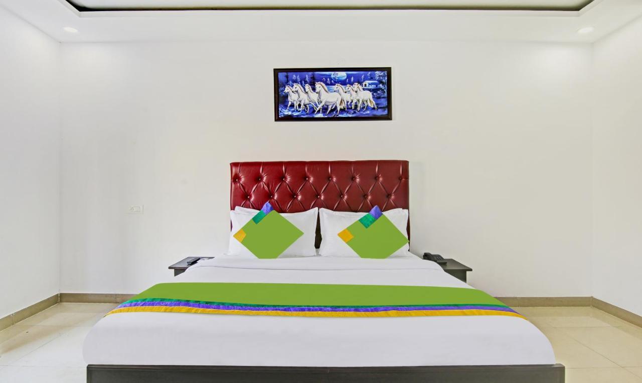 Treebo Royal Empire Adarsh Nagar, Chandigarh Hotel Екстериор снимка
