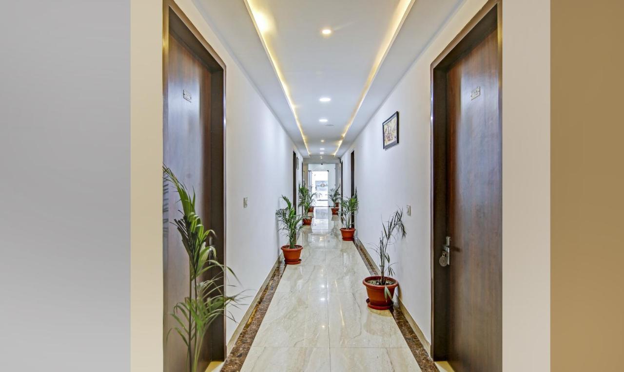 Treebo Royal Empire Adarsh Nagar, Chandigarh Hotel Екстериор снимка