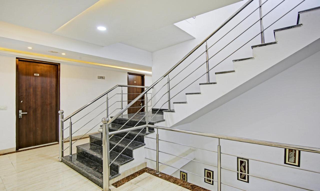 Treebo Royal Empire Adarsh Nagar, Chandigarh Hotel Екстериор снимка